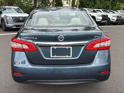 Used 2015 Nissan Sentra SV FWD image 22