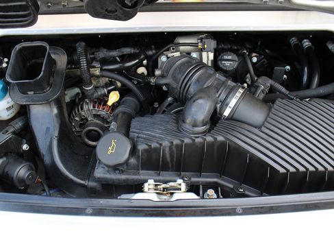 Used 2003 Porsche 911 Cabriolet image 38