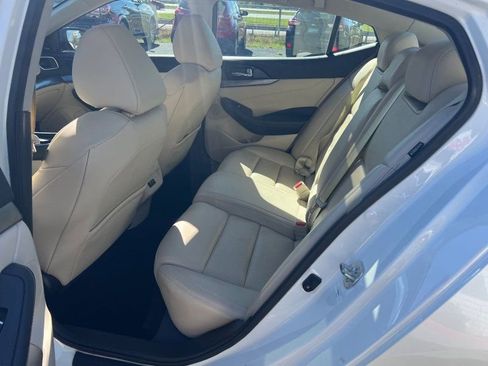 Used 2019 Nissan Maxima 3.5 SL w/ Floor Mat Group image 10