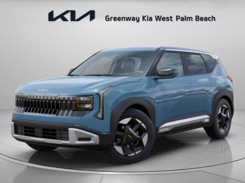 New 2027 Kia Seltos S FWD image 3