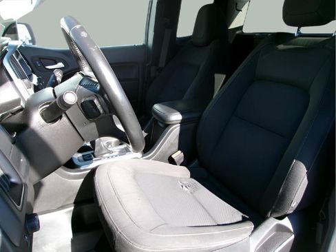 Used 2022 Chevrolet Colorado LT w/ Fleet Safety Package RWD image 12