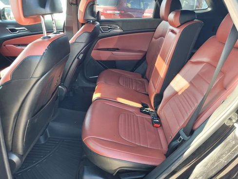 Used 2023 Kia Sportage SX image 6