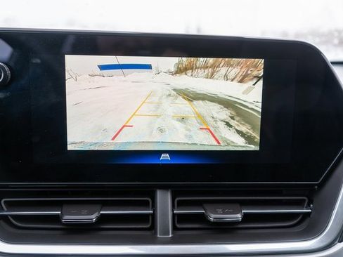 Used 2024 Chevrolet Trax ACTIV w/ Driver Confidence Package image 27