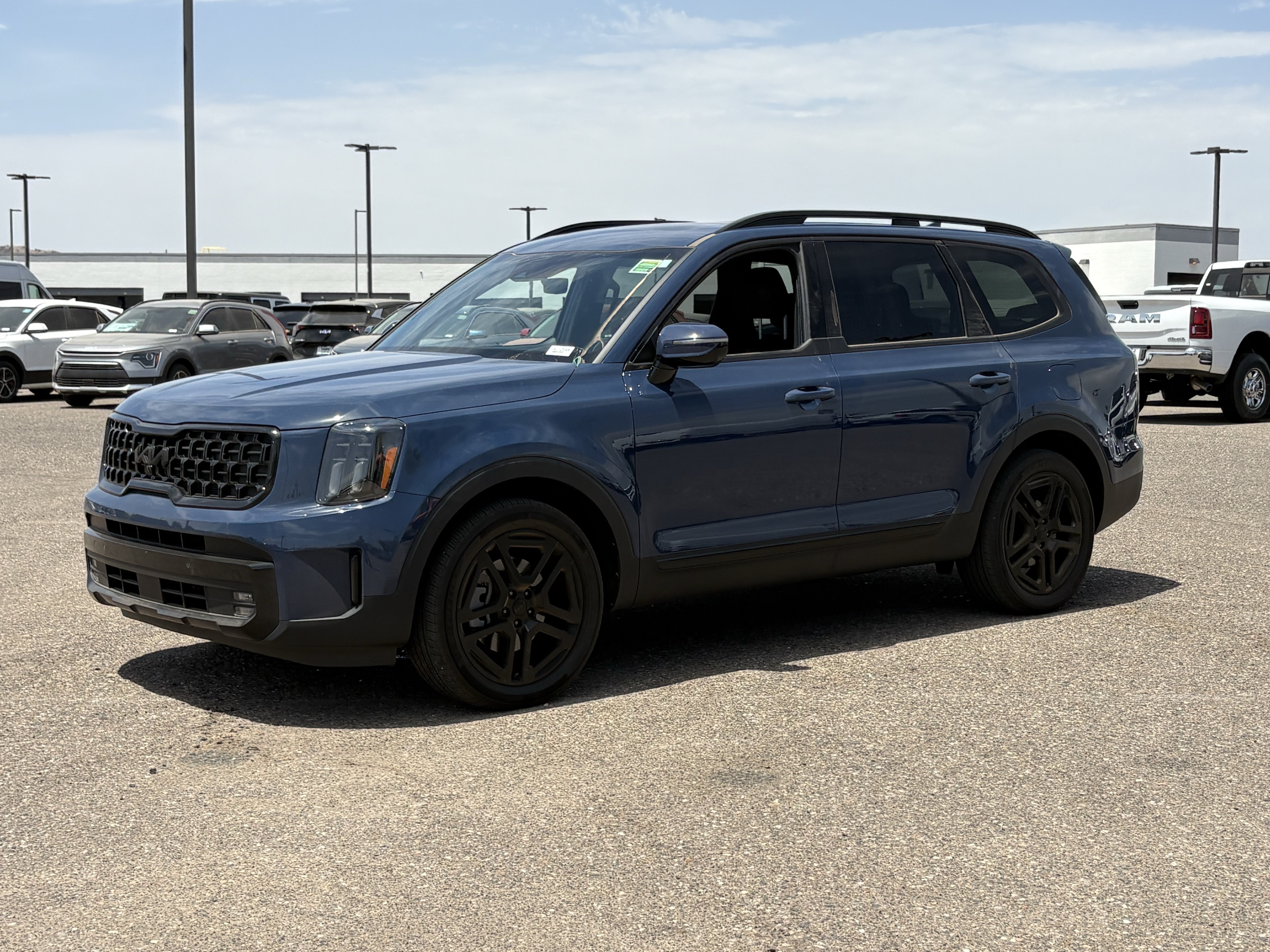 Certified 2025 Kia Telluride SX X-Line AWD/4WD image 2