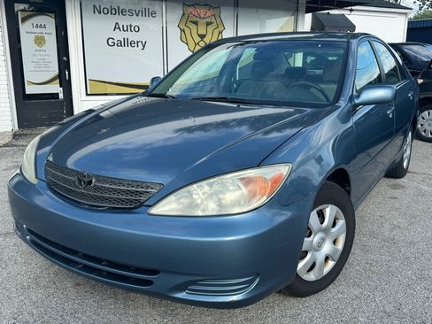 Used 2003 Toyota Camry XLE FWD image 1
