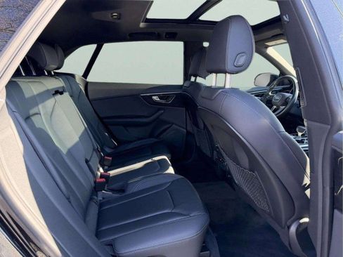 Used 2019 Audi Q8 Premium w/ Convenience Package image 25