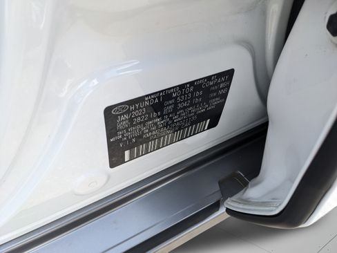 Used 2023 Hyundai Ioniq 6 SE RWD image 42