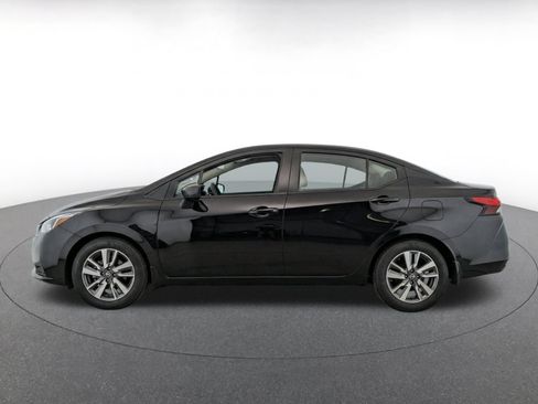 Used 2025 Nissan Versa SV FWD image 5