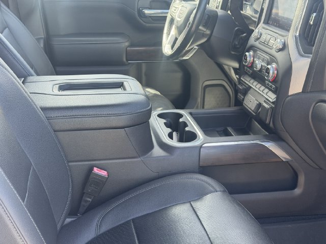 Used 2022 GMC Sierra 1500 SLT w/ SLT Premium Package AWD/4WD image 18