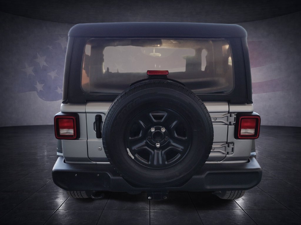 Used 2018 Jeep Wrangler Sport AWD/4WD image 4