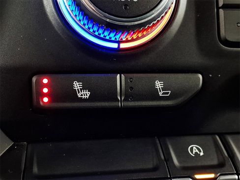 Used 2021 GMC Sierra 1500 Elevation image 16