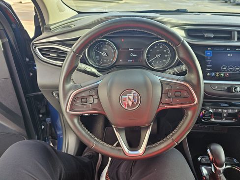 Used 2021 Buick Encore GX Select image 18