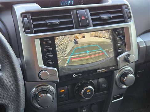 Used 2020 Toyota 4Runner SR5 Premium image 12