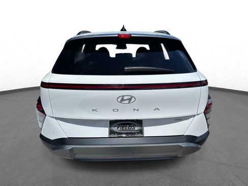 Used 2024 Hyundai Kona Limited AWD/4WD image 4