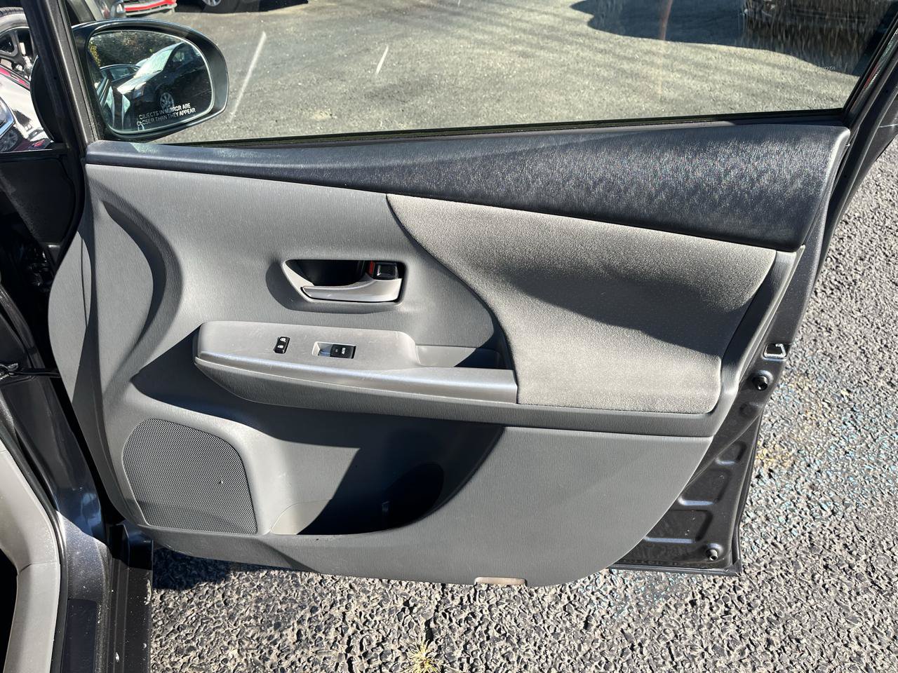 Used 2013 Toyota Prius V Three FWD image 32