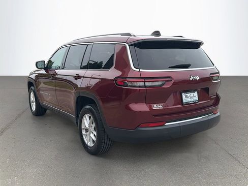 Used 2023 Jeep Grand Cherokee L Laredo RWD image 6