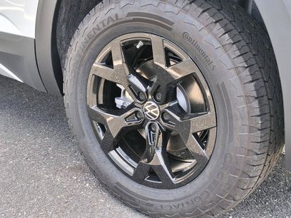 New 2026 Volkswagen Atlas Peak Edition