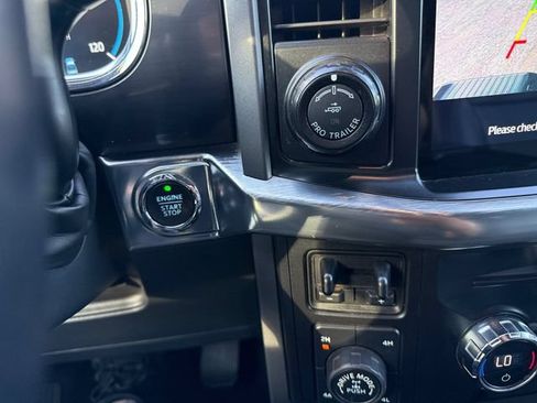 Certified 2021 Ford F150 Lariat w/ FX4 Off-Road Package AWD/4WD image 13