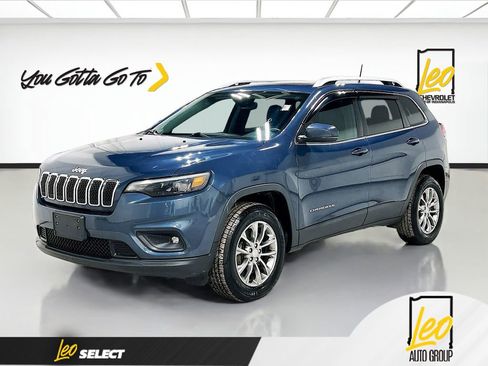 Used 2019 Jeep Cherokee Latitude Plus w/ Comfort/Convenience Group image 1