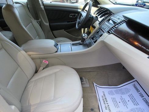 Used 2012 Ford Taurus SEL image 21