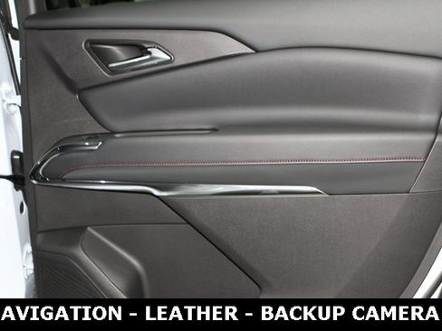 New 2026 Chevrolet Traverse Z71 w/ LPO, Floor Liner Package image 25