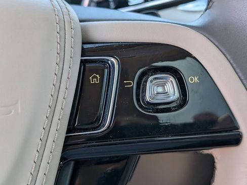 Used 2023 Lincoln Aviator Reserve w/ Equipment Group 201A AWD/4WD image 25