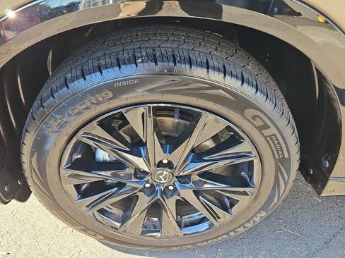 Used 2024 MAZDA CX-5 Carbon Edition image 10