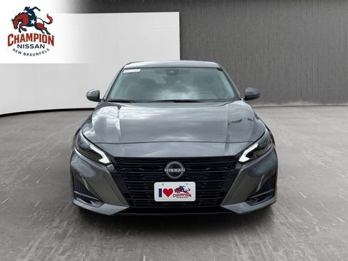New 2026 Nissan Altima 2.5 SV w/ SV Premium Package FWD image 8