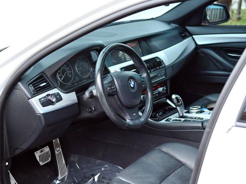 Used 2013 BMW 535i xDrive Sedan AWD/4WD image 17