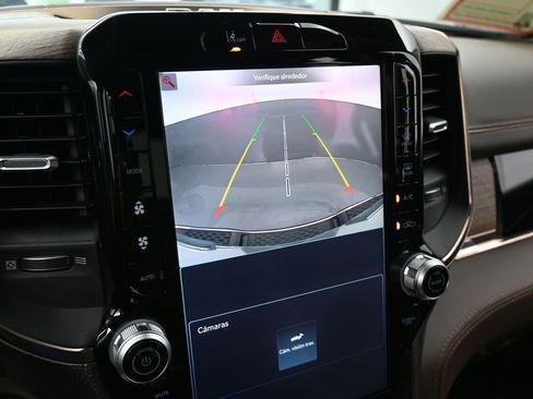 Used 2025 RAM 1500 Limited image 27