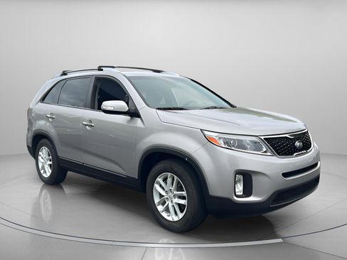 Used 2014 Kia Sorento LX FWD image 7