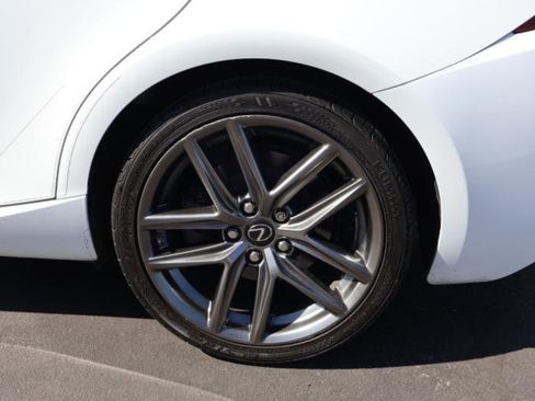 Used 2016 Lexus IS 200t image 12