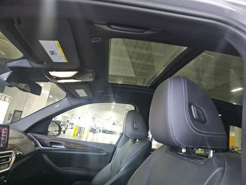Used 2023 BMW X3 xDrive30i w/ Premium Package image 2