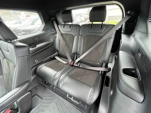 Used 2023 Jeep Grand Cherokee L Altitude image 20