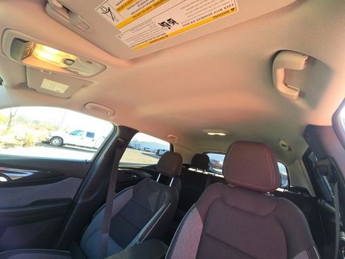 Certified 2025 Chevrolet TrailBlazer LS w/ LS Convenience Package image 10