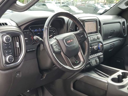 Used 2022 GMC Sierra 1500 AT4 w/ AT4 Premium Package AWD/4WD image 11