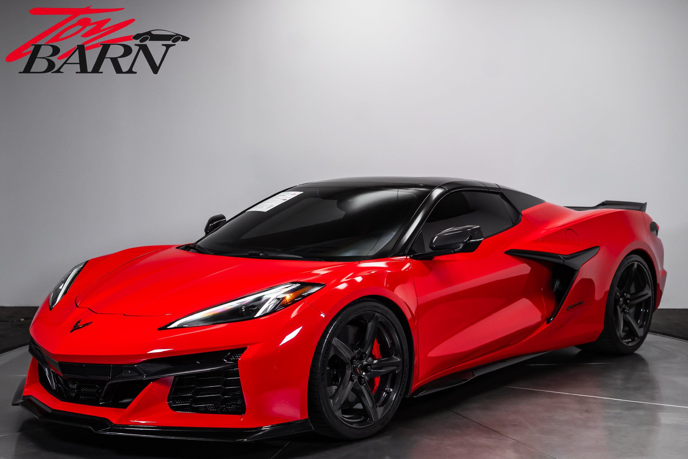 Used 2023 Chevrolet Corvette Z06 w/ Stealth Interior Trim Package RWD image 9