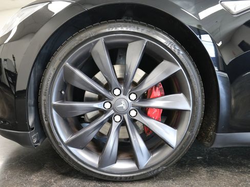 Used 2014 Tesla Model S P85 image 23