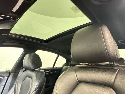 Used 2020 BMW 540i w/ Convenience Package RWD image 14