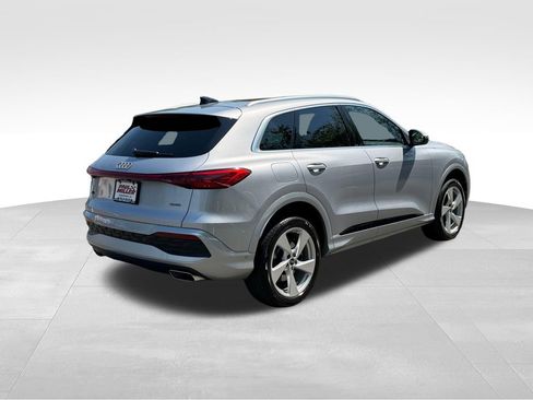Used 2025 Audi Q5 Premium w/ Premium Plus AWD/4WD image 9