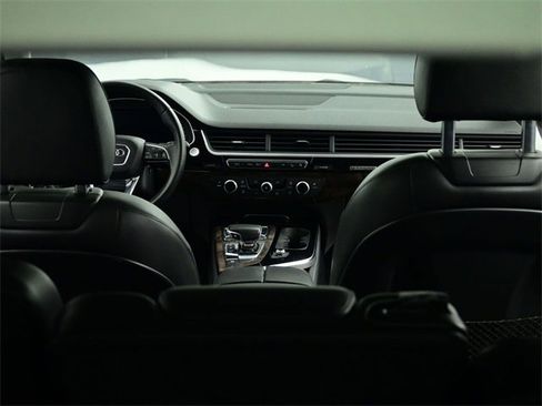 Used 2017 Audi Q7 3.0T Premium Plus image 40