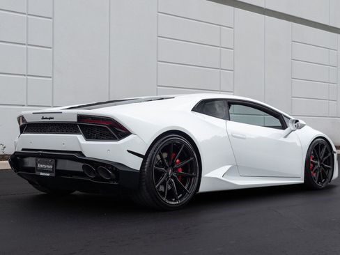 Used 2016 Lamborghini Huracan LP 580-2 RWD image 14