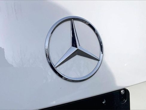 Used 2025 Mercedes-Benz C 300 4MATIC Sedan image 28