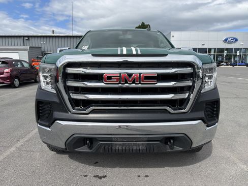 Used 2020 GMC Sierra 1500 SLE w/ SLE Value Package AWD/4WD image 5