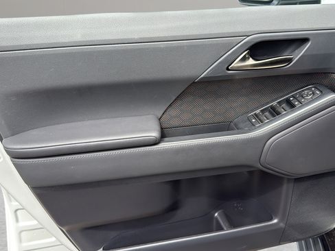 Certified 2025 Lexus GX 550 w/ Accessory Package (2T) AWD/4WD image 10
