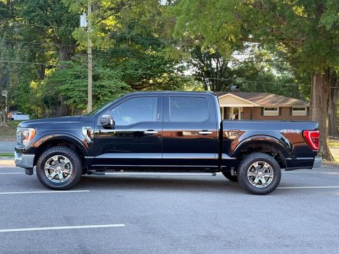 Used 2022 Ford F150 XLT w/ Equipment Group 302A High AWD/4WD image 3