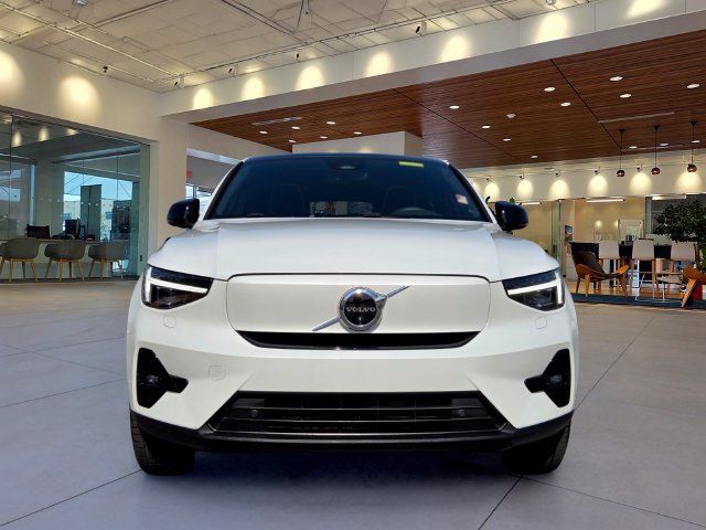 Certified 2023 Volvo C40 P8 Recharge Ultimate AWD/4WD image 8