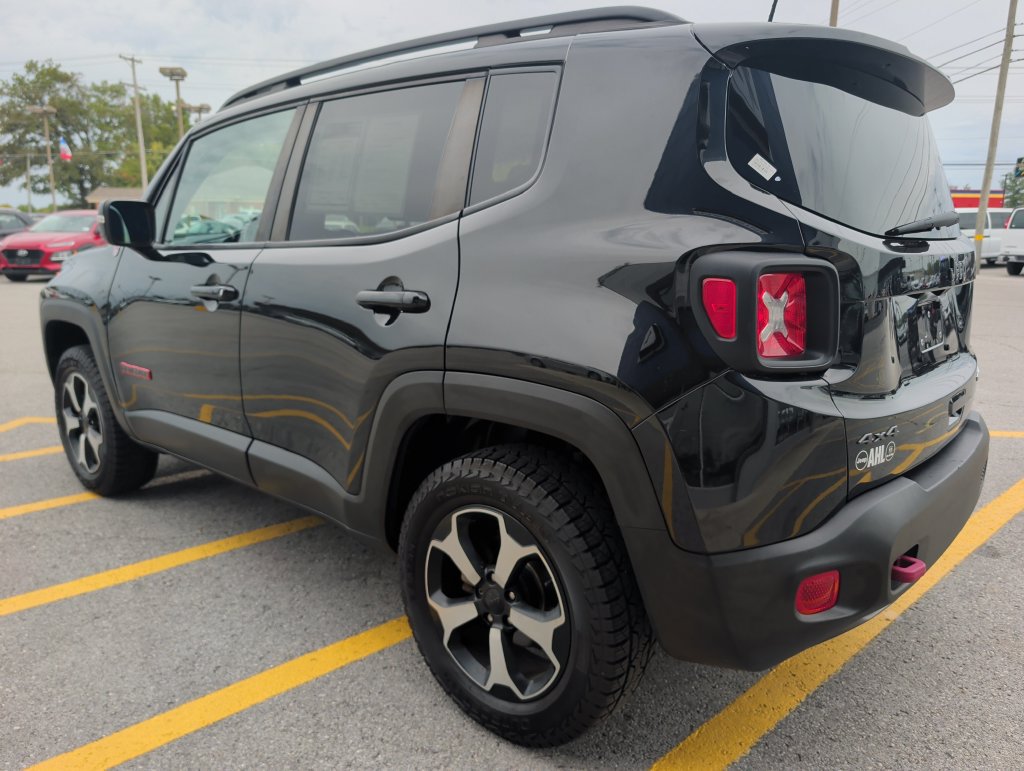 Used 2019 Jeep Renegade Trailhawk w/ Cold Weather Group II AWD/4WD image 5