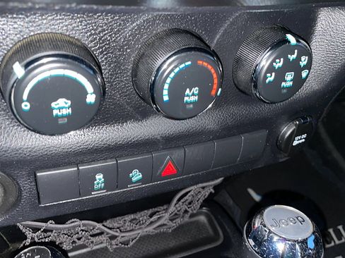 Used 2014 Jeep Wrangler Unlimited Sport w/ Quick Order Package 24S image 42