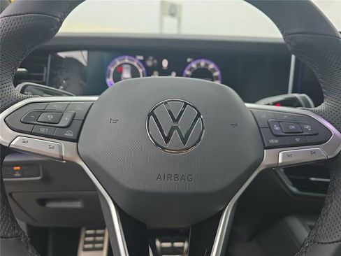 New 2026 Volkswagen Tiguan SE R-Line image 20